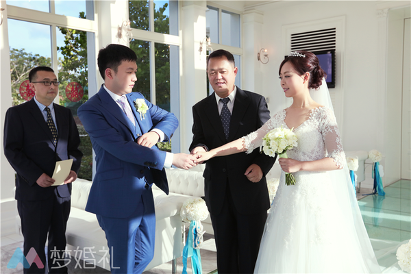 三万块你只能买个香奈儿 我把婚结了还游了趟关岛 知乎