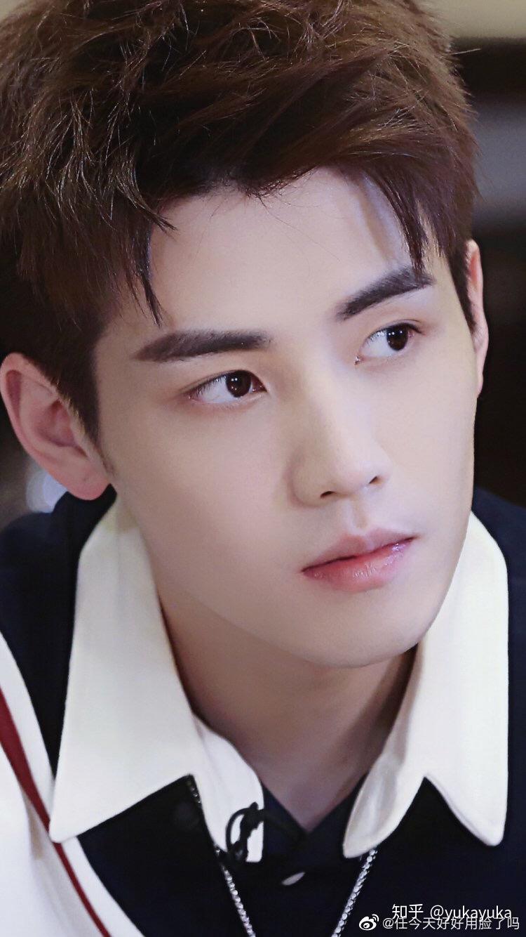 有没有任豪的帅照请用图用力的砸我