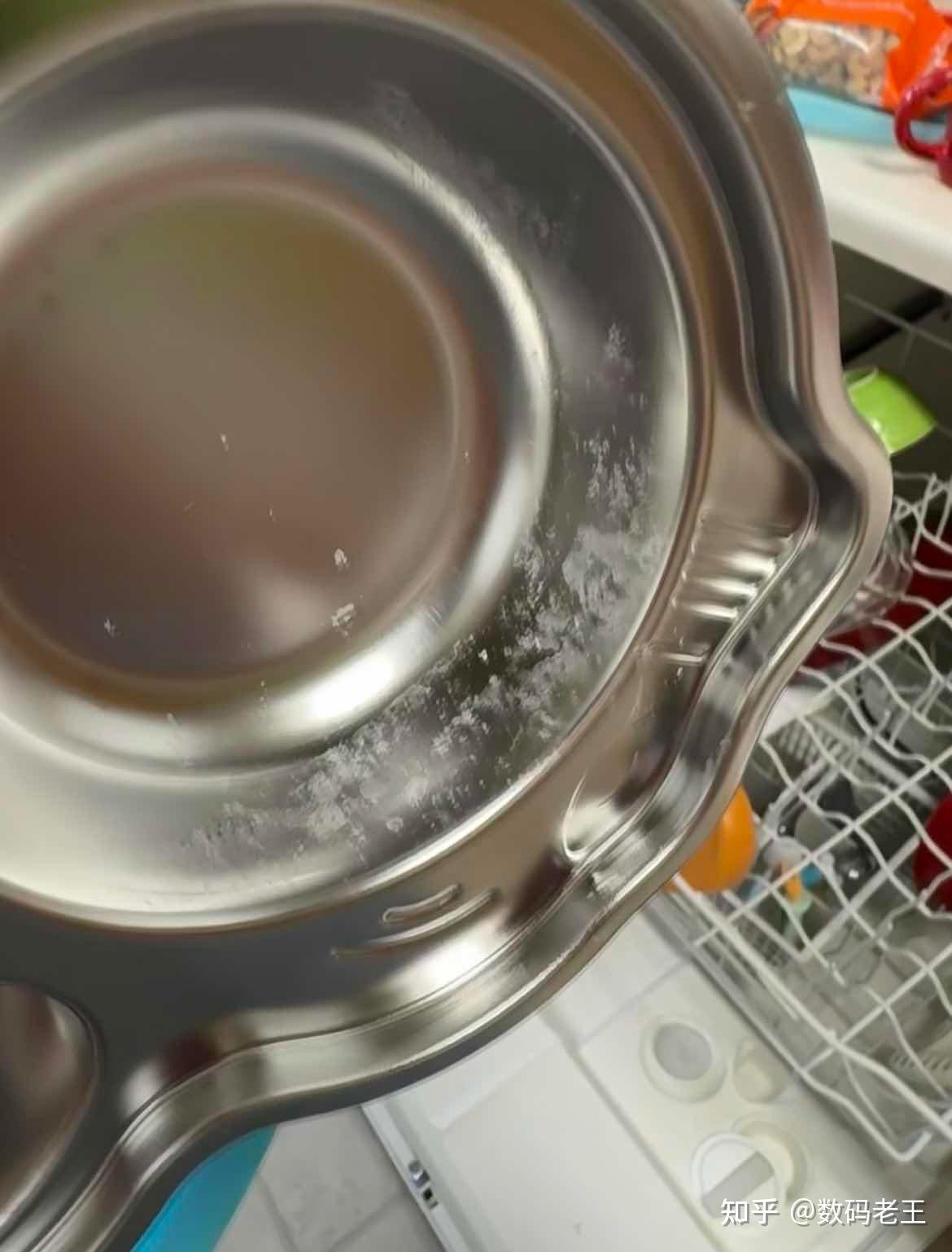 有没有好的生铁锅推荐 v2-b9fd43789881a95f68313c6185b4a75b_r.jpg