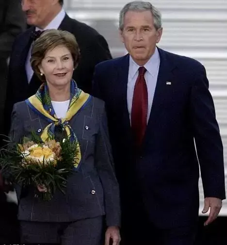 那些与乳腺癌抗争的第一夫人们