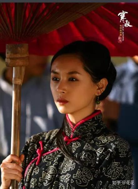 王子文堪称整容界典范面部微调几个部位就成了曲妖精