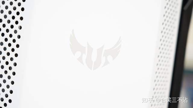 艾尔登法环太火了,于是打造了一台能在4K分辨率下畅玩它的黑白主机 第61张 艾尔登法环太火了,于是打造了一台能在4K分辨率下畅玩它的黑白主机 第61张
