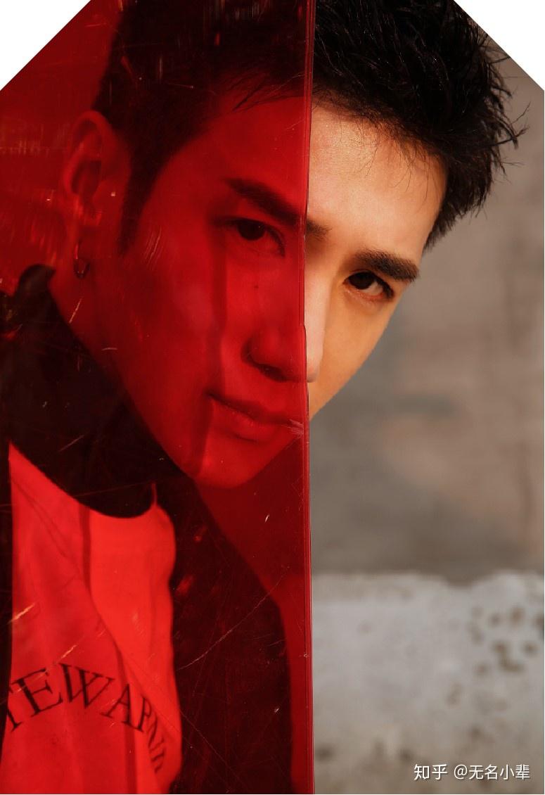 新生代小生王一然签约海拓丛夏演艺事业开启全新一页