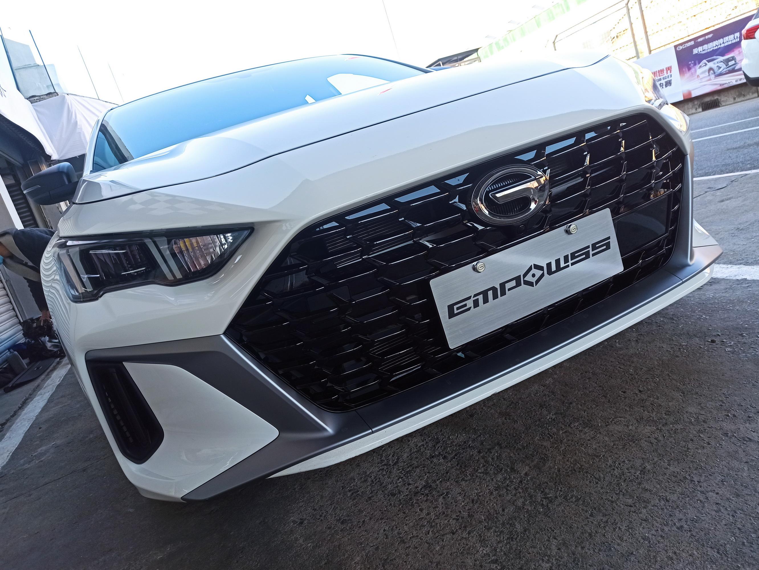 造型动感内饰科技感强广汽传祺empow55量产版抢先实拍