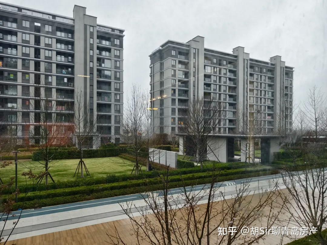 2024年,这两个楼盘,把青岛高新区"一分为二"?