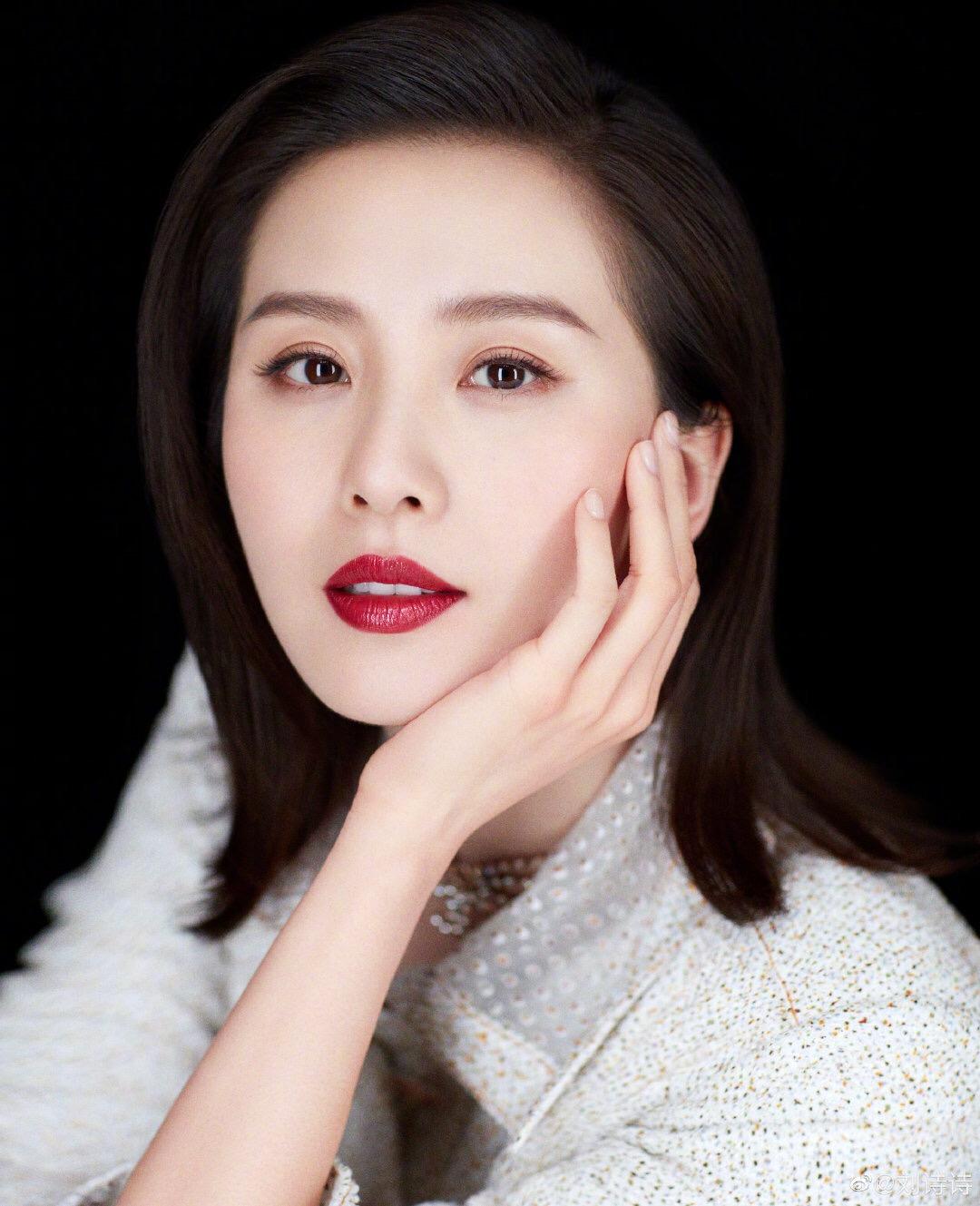 如何客观评价刘诗诗的长相气质