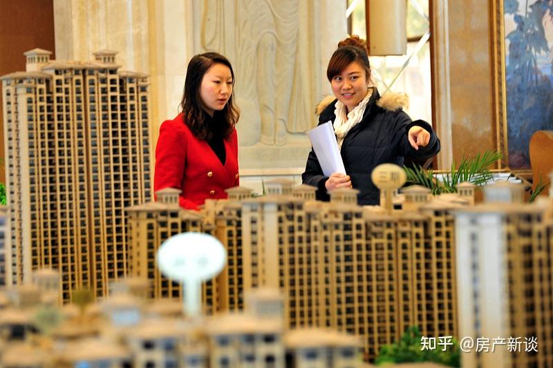 买房时，“能买边户，不买中户”的说法靠谱吗？内行给出了答案 - 知乎