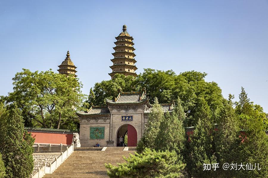 經過一年多的精心施工,太原雙塔公園(一期)已於今年七月正式開園.