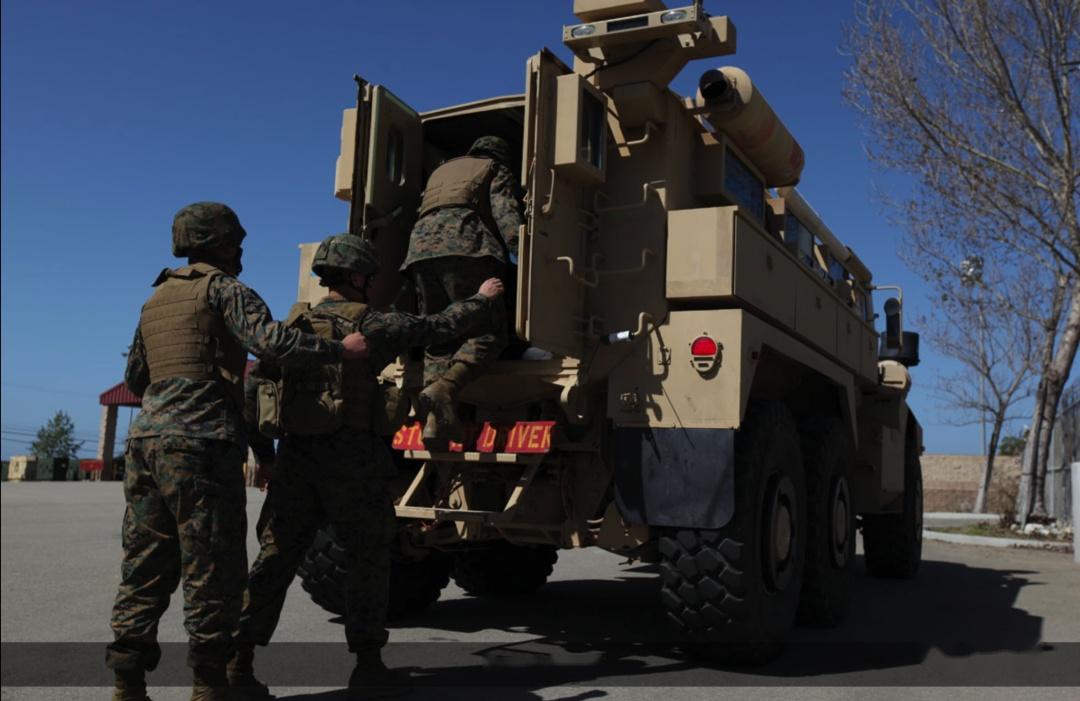 mrap的榜样——美洲狮反地雷伏击车 - 知乎