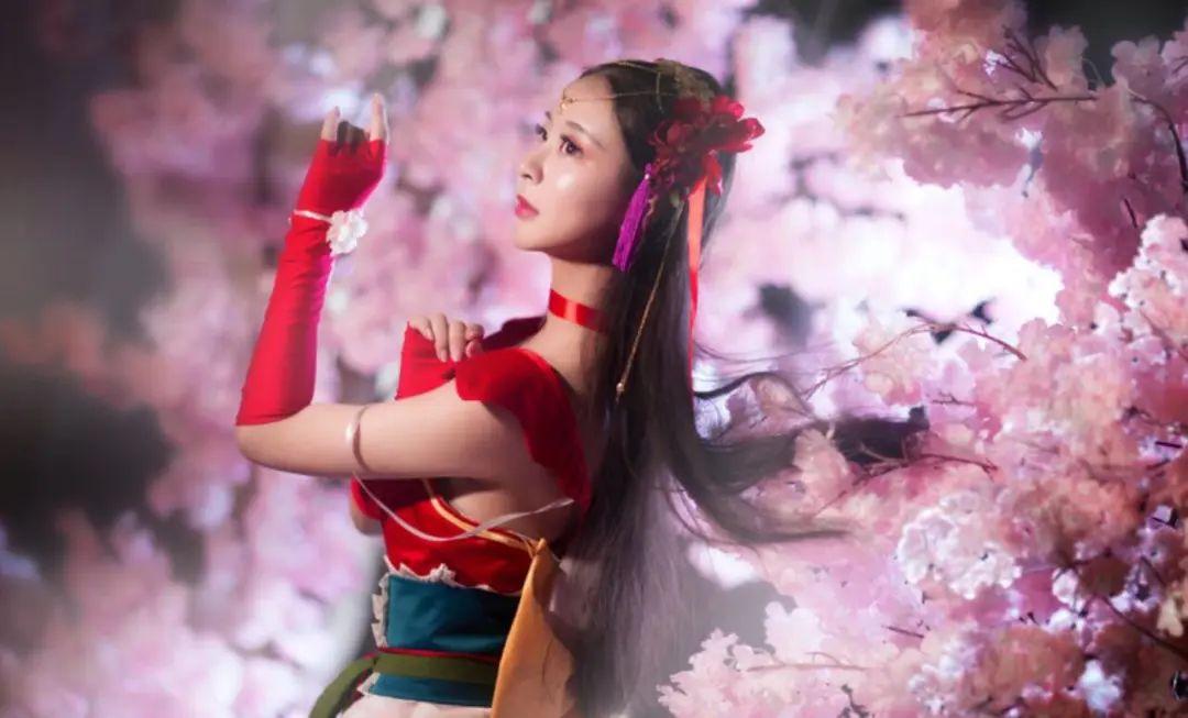 三国杀小乔仙气灵动cos一个让人不愿意攻击的角色你要不要试试