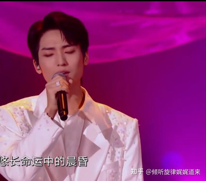 舞者李响翻唱歌曲这世界那么多人回顾领悟