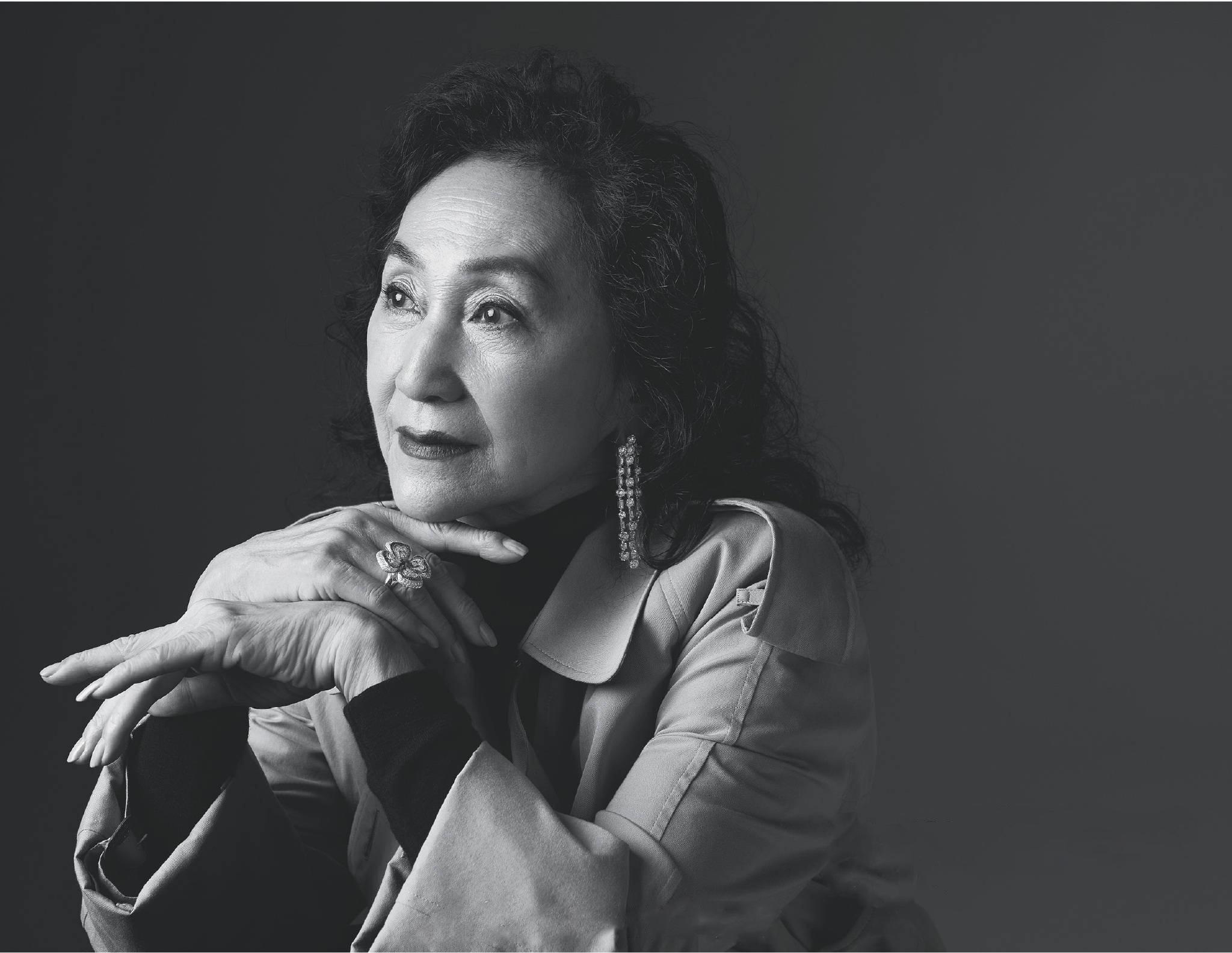 从富二代到孤儿再到国宝级艺术家被称东方舞蹈女神打败时间的