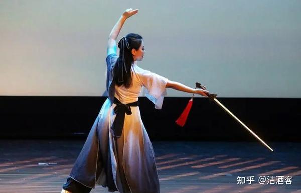 中国古典舞中长穗剑舞的穗法研究:历史传承与技艺探索 - 知乎