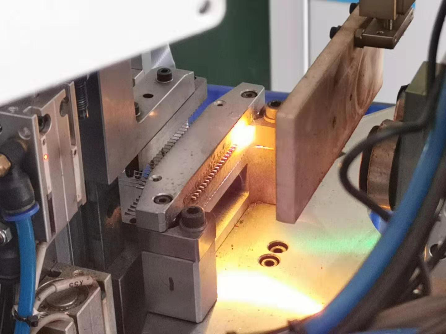 激光焊接针灸针的介绍