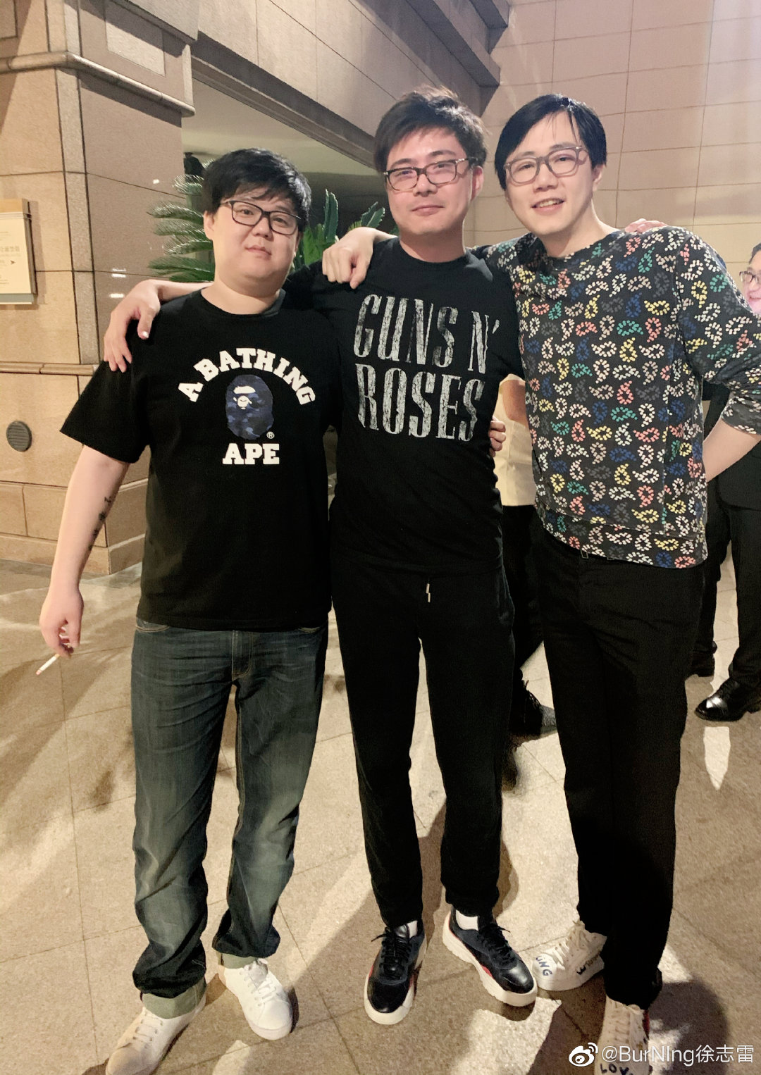 刀塔每日福利:八师傅被眼给秀了?大妈评价b神女装