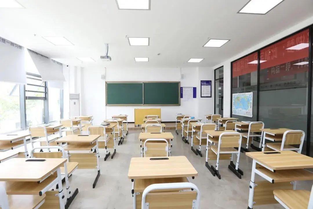 北京周达画室杭州绘状元画室强强联合为清华而战追光少年逐梦清华