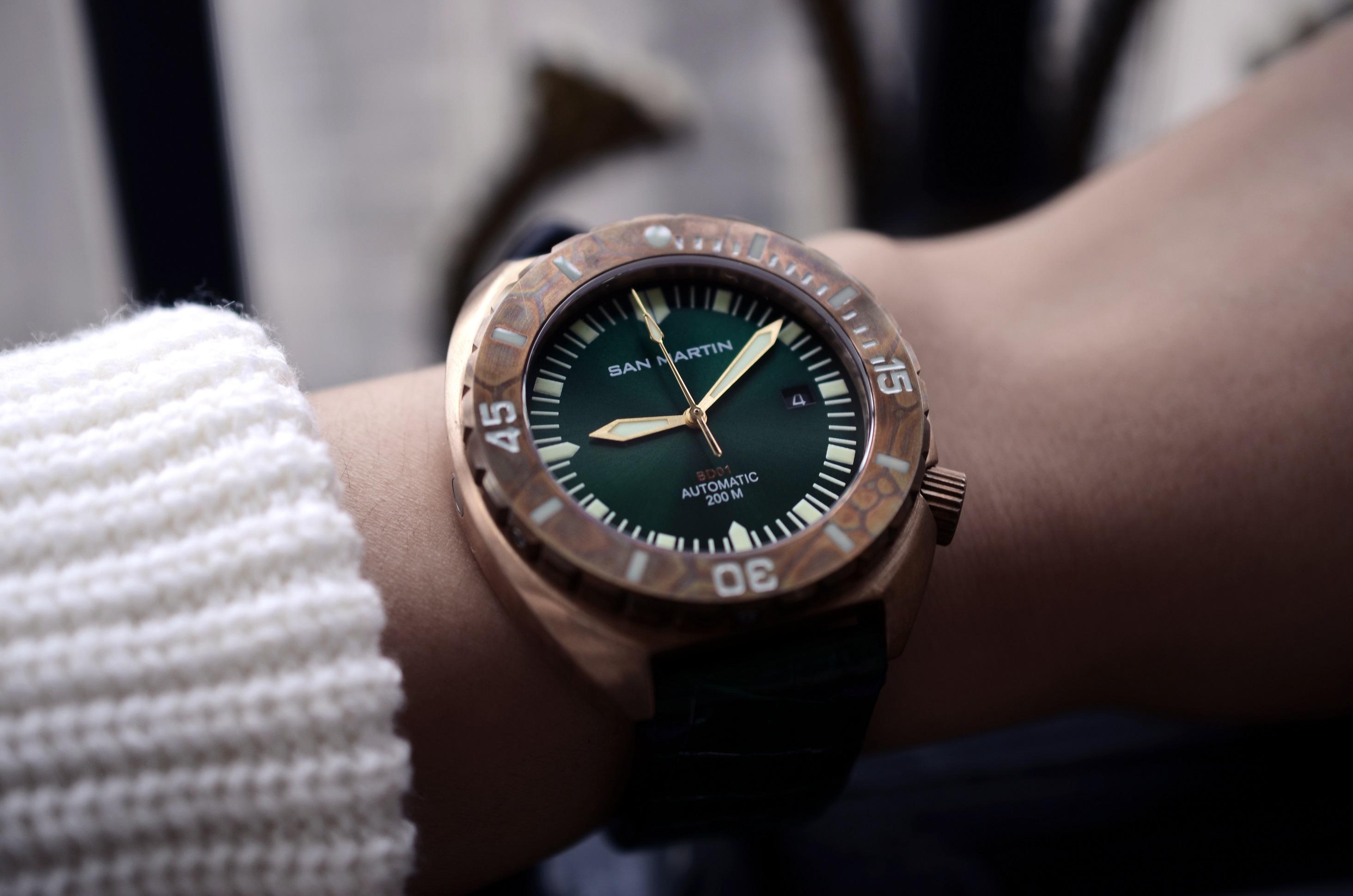 圣马丁青铜潜水表