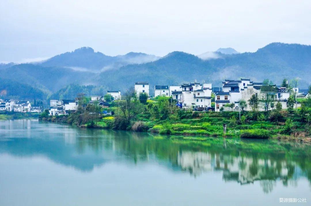 婺源篁岭石城歙县新安江山水画廊芜湖家朋响水涧油菜花摄影团