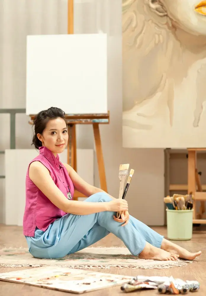 陈芸《中国女性艺术》代表性艺术家