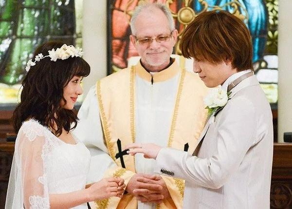 在日本 出席一场婚礼要花多少钱 知乎