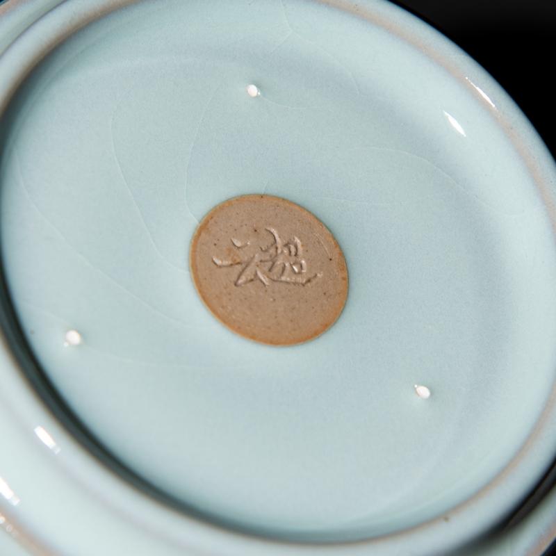 何为汝瓷的支钉烧工艺? - 知乎
