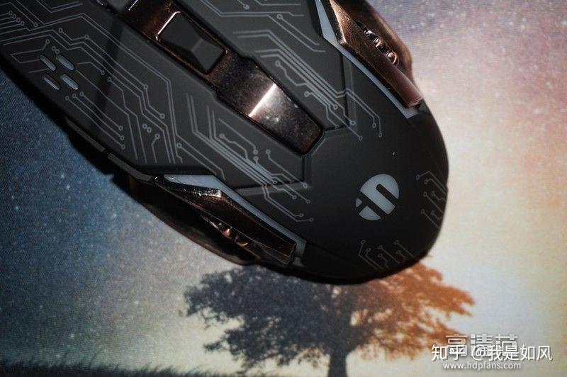 一秒菜鸟变高手--英菲克pw2游戏鼠标评测