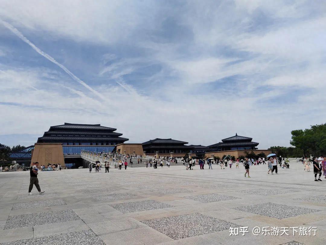 陕西历史博物馆预约不上就去秦汉馆,地铁直达,展馆面积大更好玩 - 知乎
