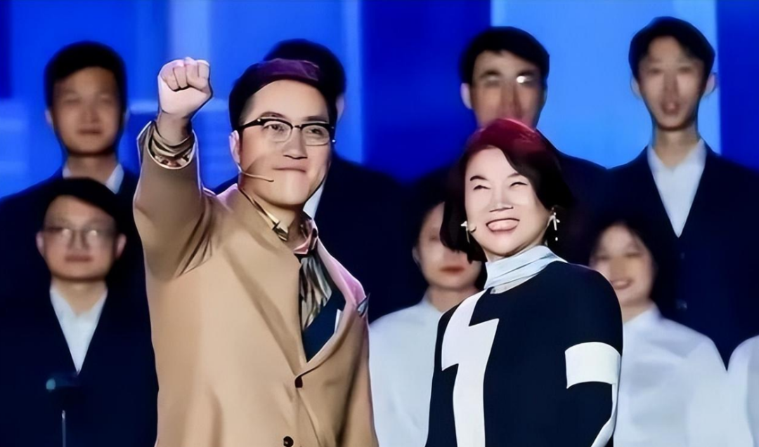 金星董明珠开撕这个男人有多厉害仅用8字让董明珠开心