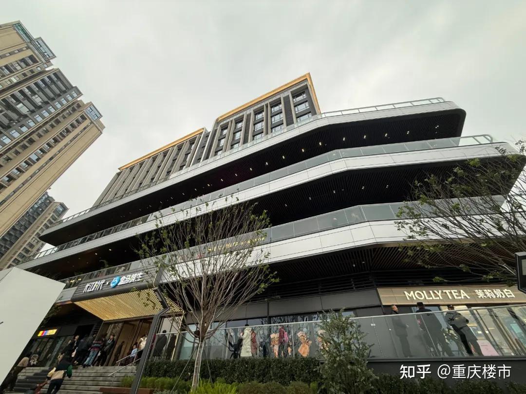 人气爆棚！从长久沉寂到开业，重庆巴滨路知名商业体迎来新生 - 知乎