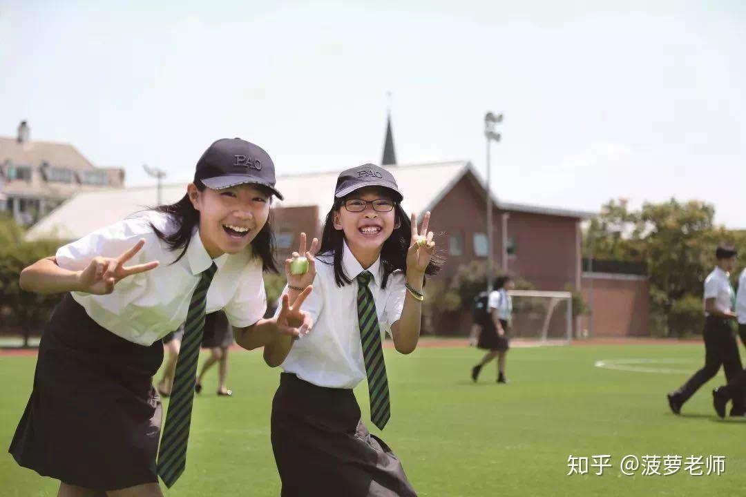 七德、包玉刚、领科的校服也太太太好看了吧! - 知乎