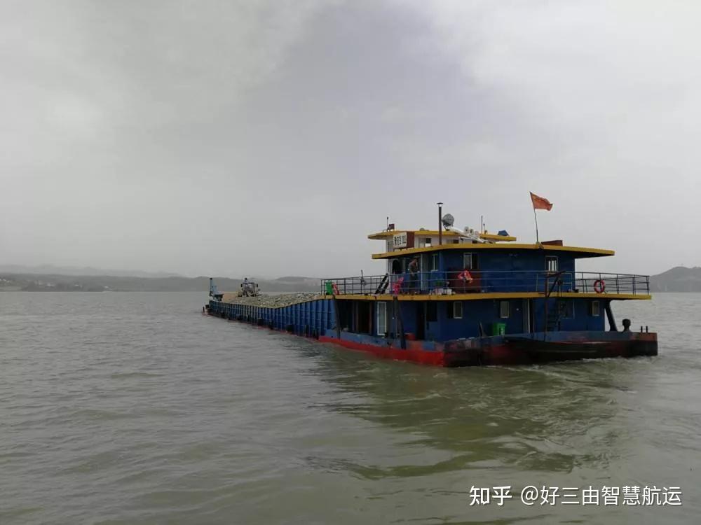 跑船超载一毛不赚还倒贴钱