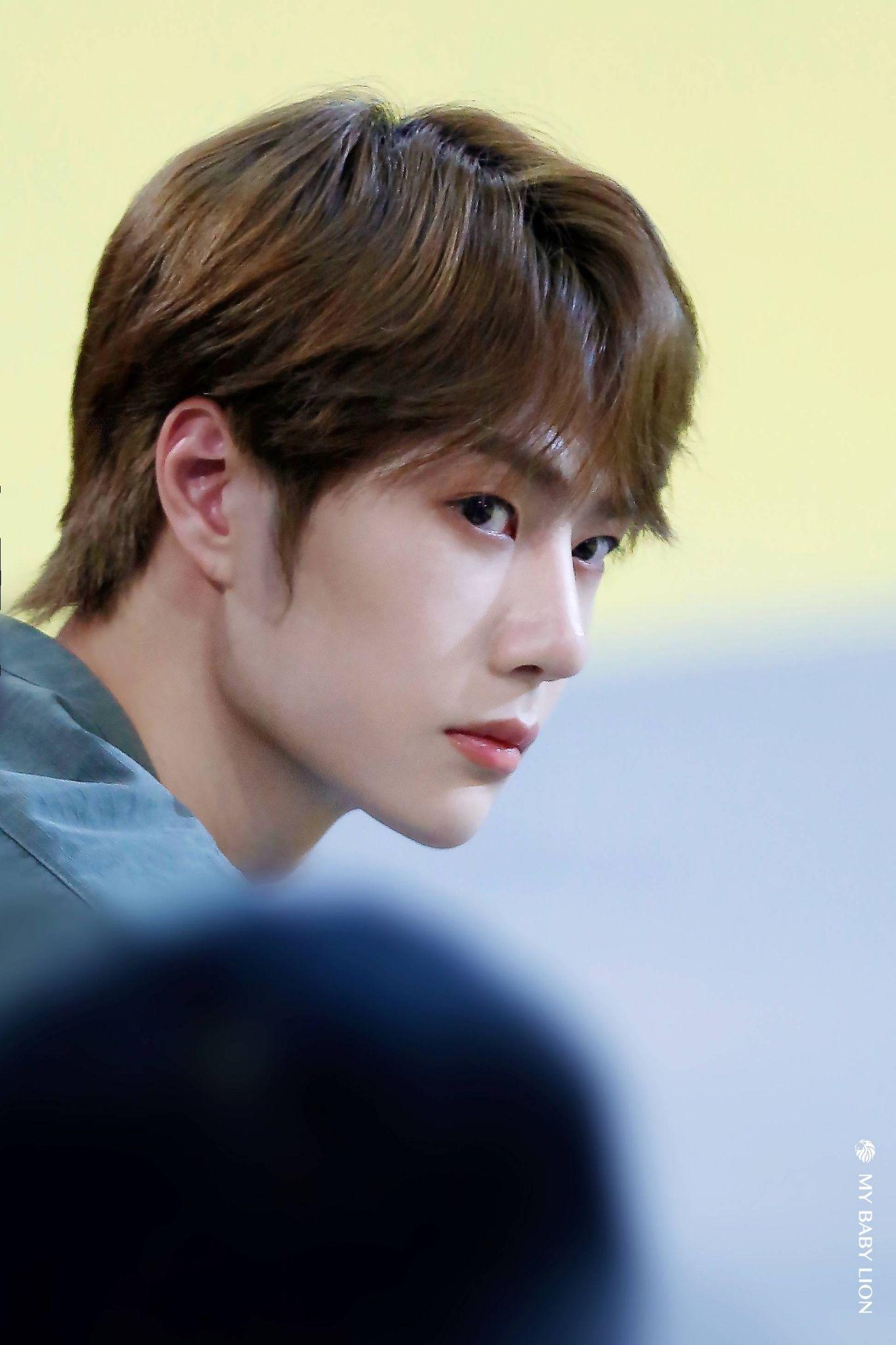 王一博有哪些好看惊艳的照片