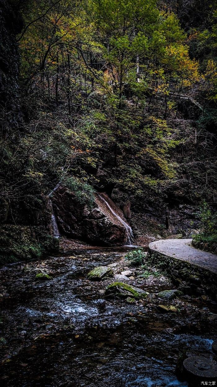 一人一唐,自驾洛南金丝峡,瞰五彩斑斓深秋神瀑峡沟