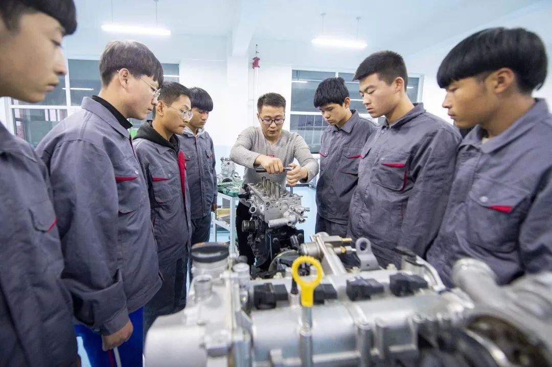 职业本科教育获得大多数在校生和雇主认可