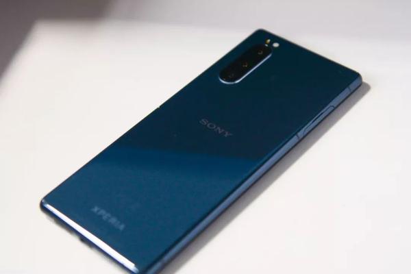 阉割版的xperia 1 吗 Xperia系列1 5大对比 外观篇 知乎