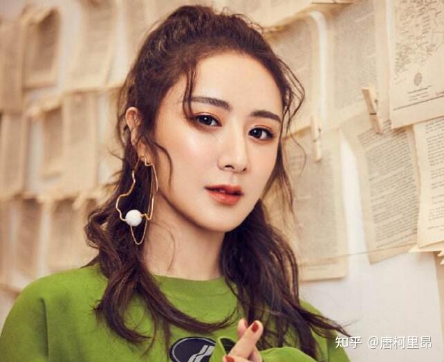 3年狂赚90亿36岁薇娅与74岁老干妈并列的背后是时代的狂欢