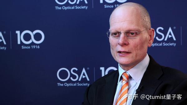 中国光量子计算机强刷量子优势记录力压谷歌百亿倍但仍无用