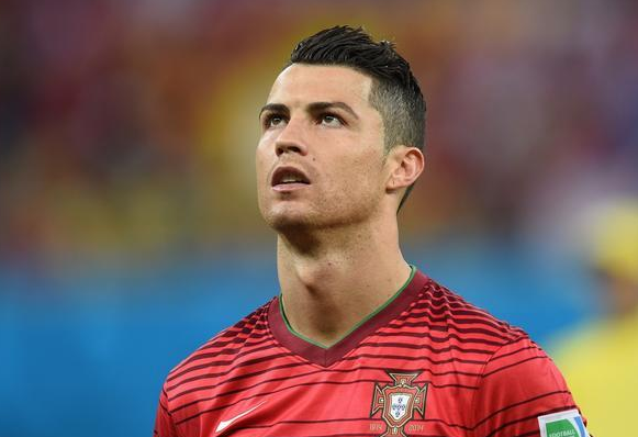 开心一刻c罗超级搞怪萌表情