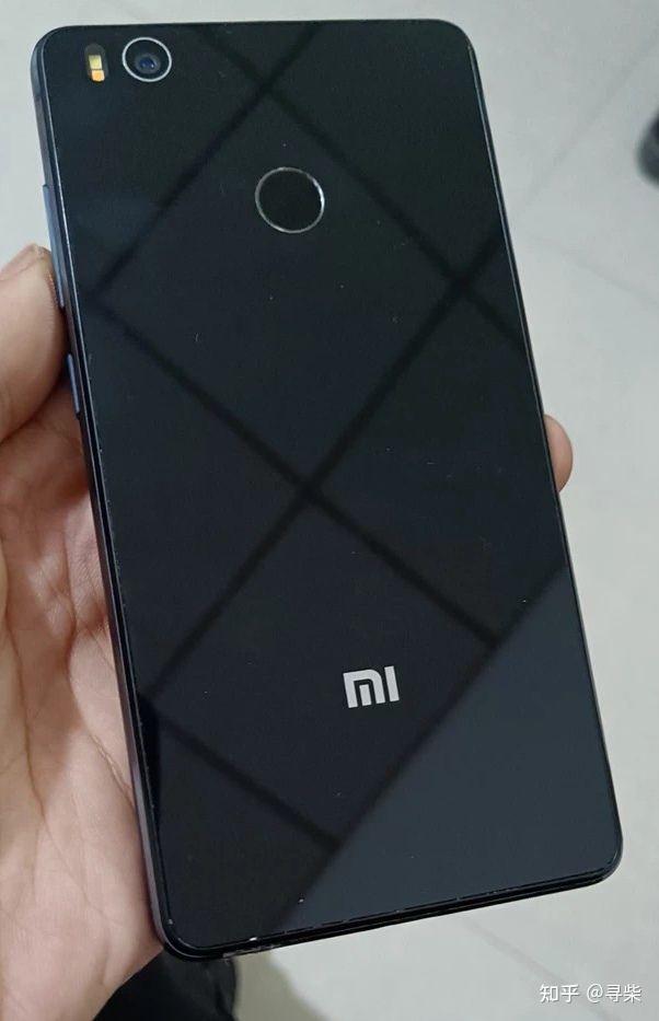 小米4s小米第一部指纹识别手机——小米4s(2016年2月4日)mate7华为的