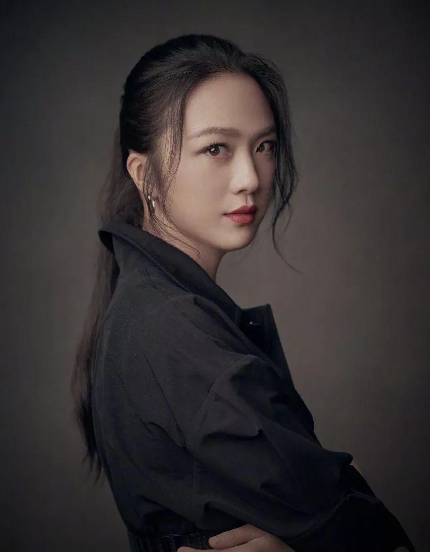 汤唯你骗得了雷佳音,但你的六角脸可被我一眼看穿