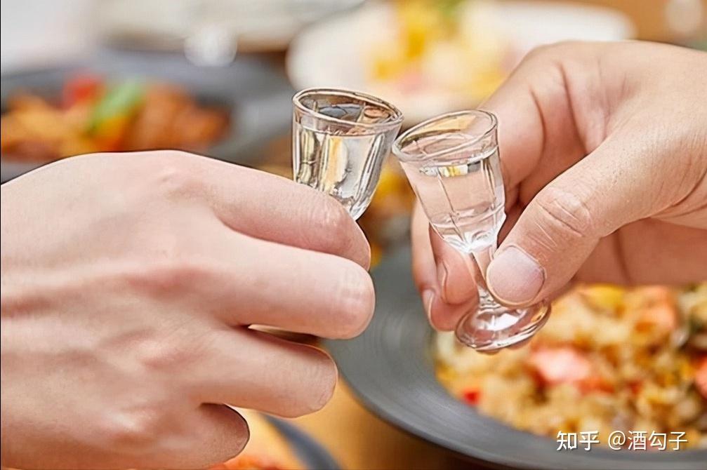 年轻人怎么不喝白酒了行家正式回应网友直呼肺腑之言