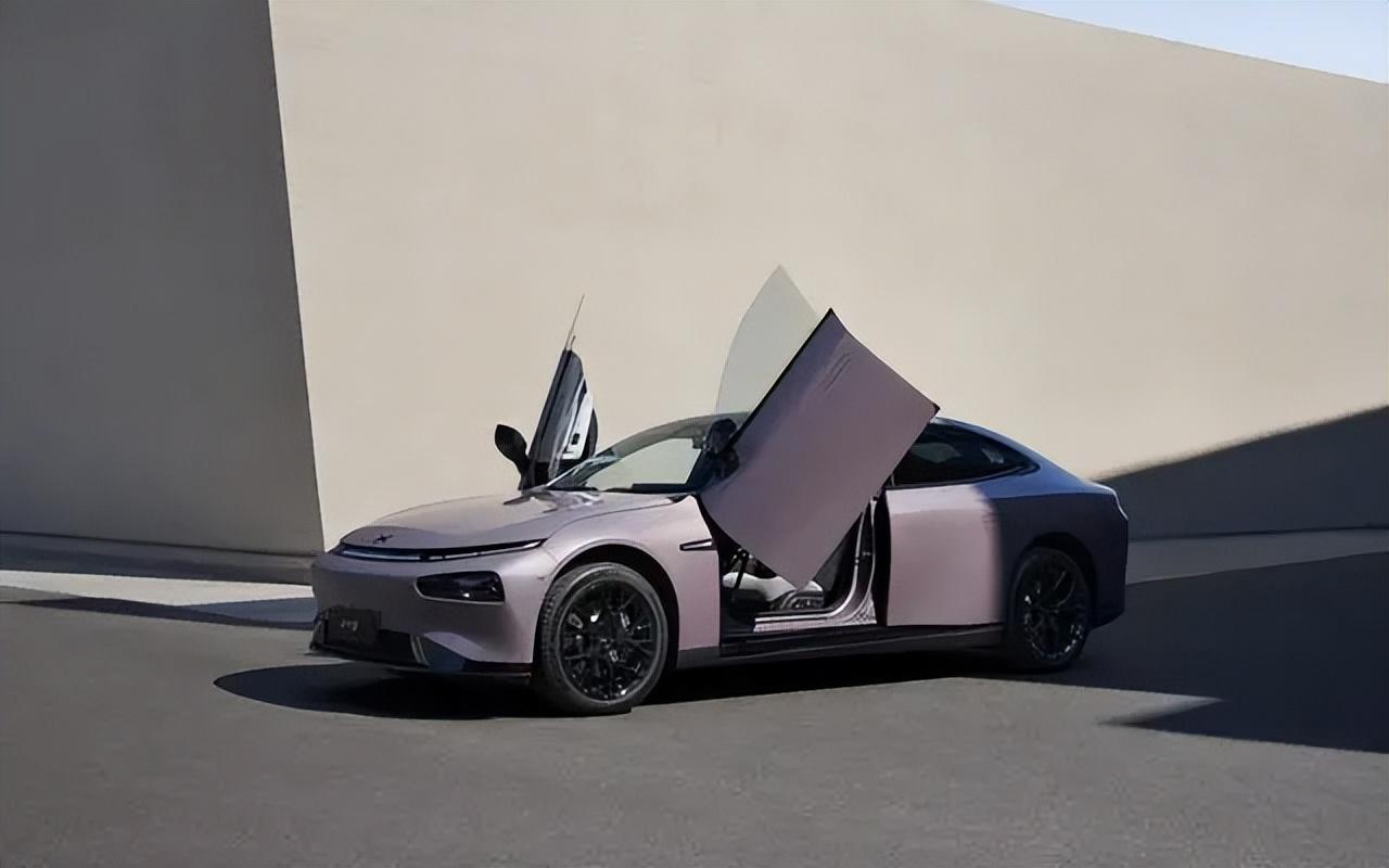 67百度将为苹果国行iphone16等设备提供ai功能;钟睒睒连续4年成为