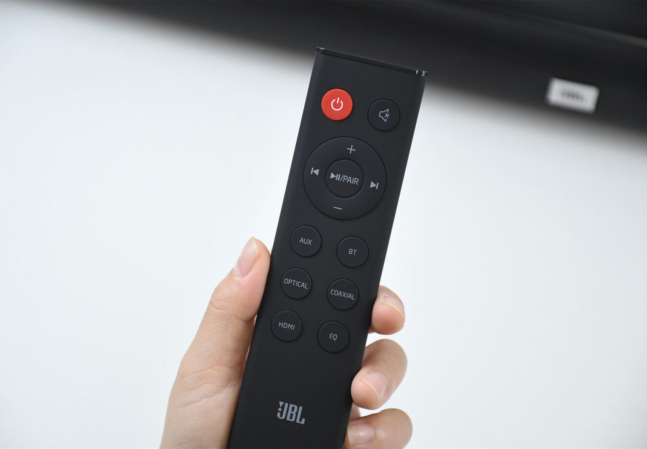 花899元买了台jblcinemastvj100回音壁投影仪秒变家庭影院