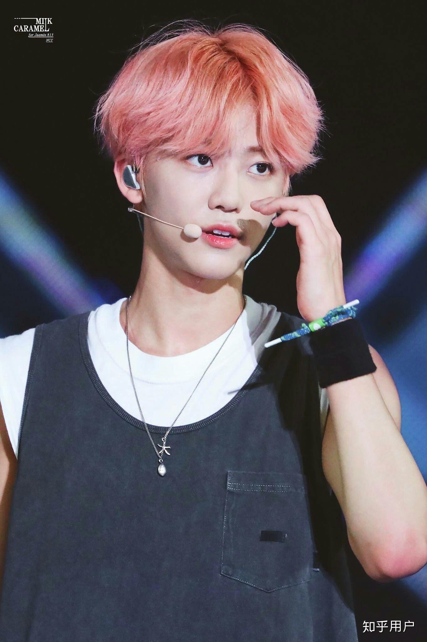 安利一个你认为是韩团神颜的男爱豆