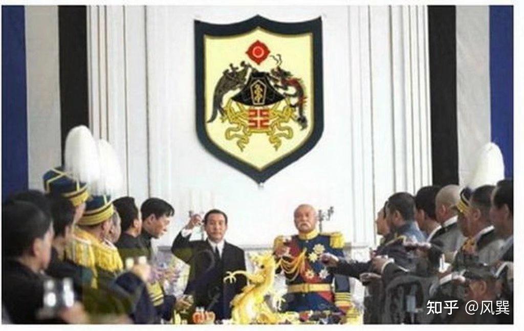 鲁迅等设计的中国第一个国徽——十二章国徽 - 知乎