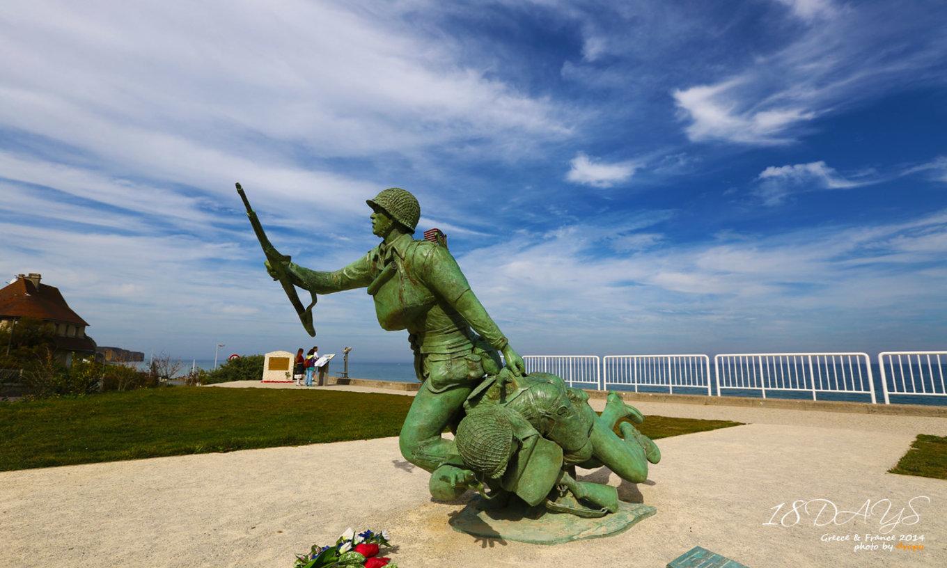 包括在诺曼底登陆战中险些失败,被称为「血色奥马哈」的奥马哈海滩