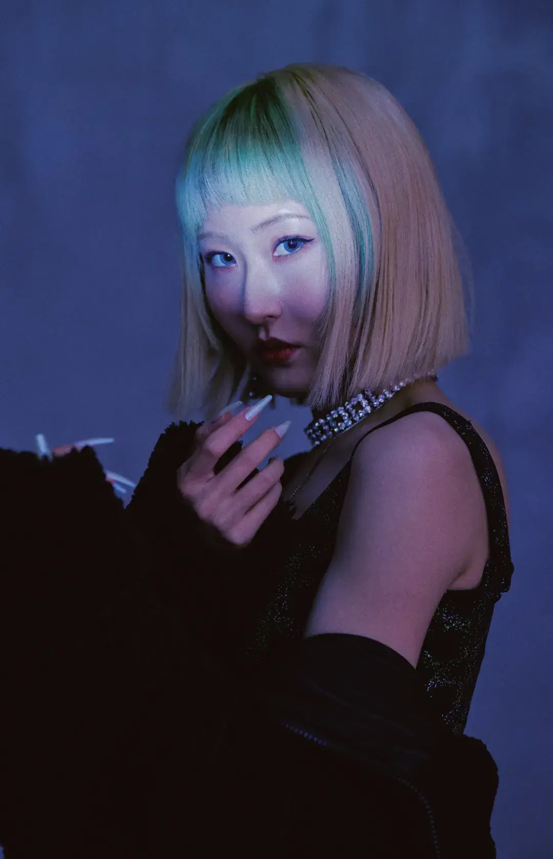 火花音悦发行hiphop独立唱作人hazy发布新单曲shadowing