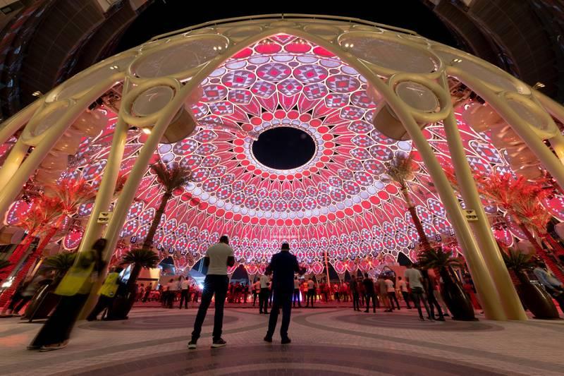 阿联酋以壮观的开幕式欢迎世界参加2020年迪拜世博会