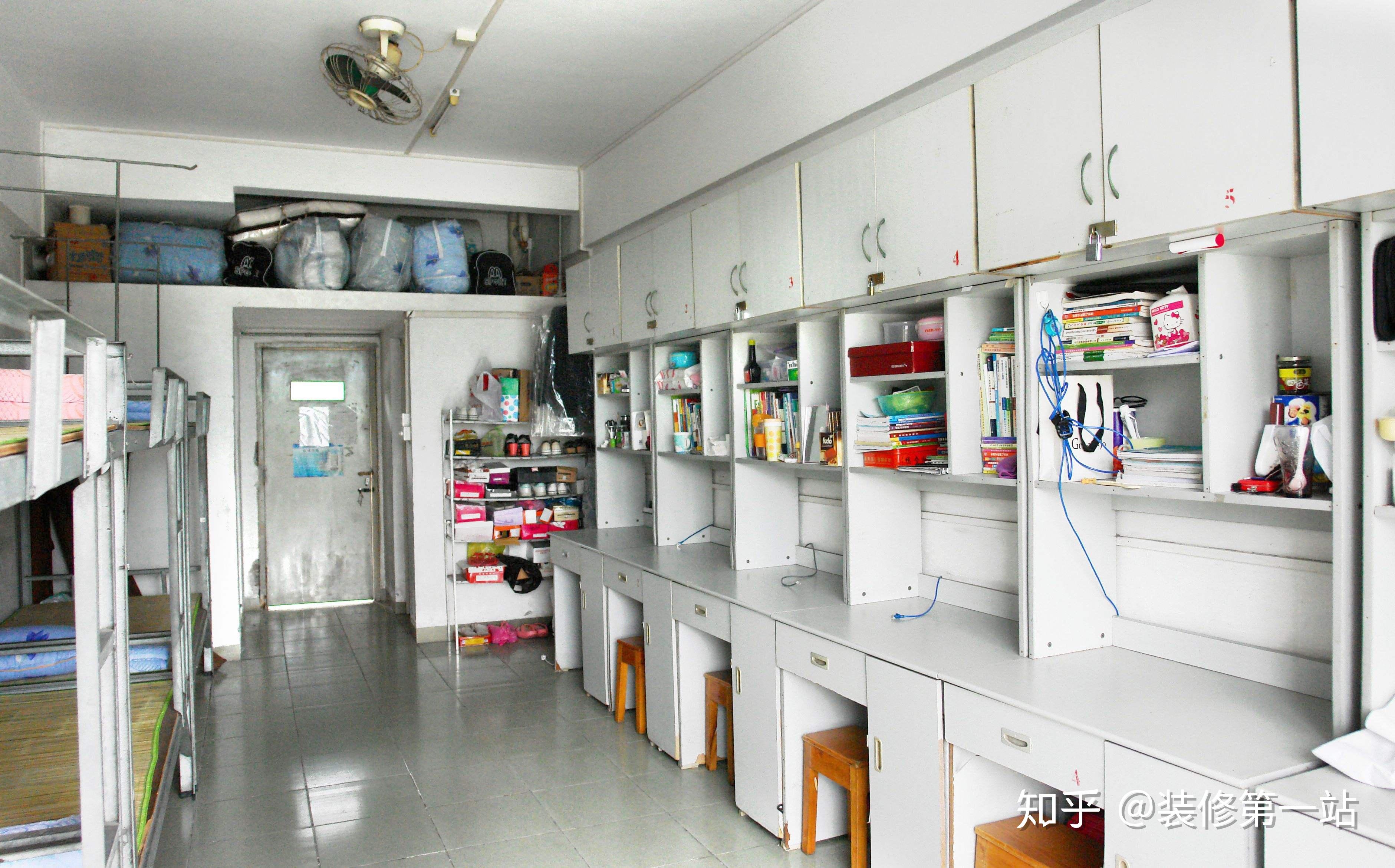 大学宿舍分5个级别,十人间最寒酸,单人间最豪华,你属于哪种?