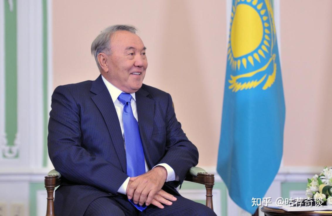 哈萨克斯坦国父图片